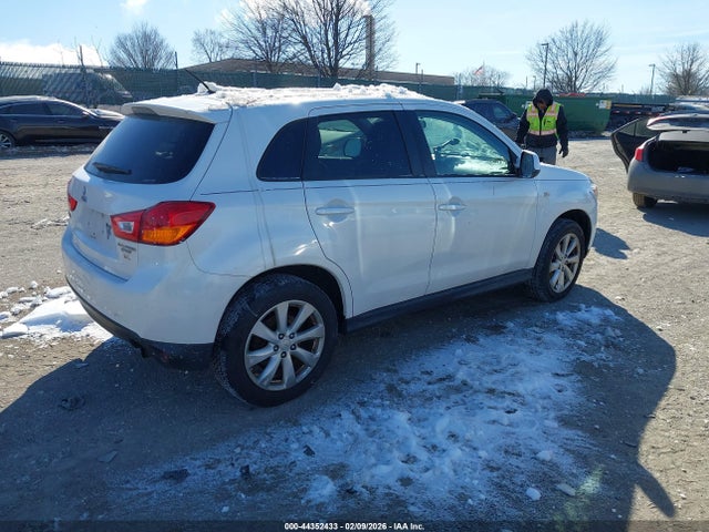2015 MITSUBISHI OUTLANDER SPORT 4A4AR3AW3FE043072 Photo 3
