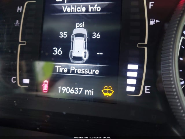 1C4PJLCB2KD285855 Jeep Cherokee Latitude Fwd