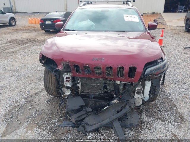 1C4PJLCB2KD285855 Jeep Cherokee Latitude Fwd