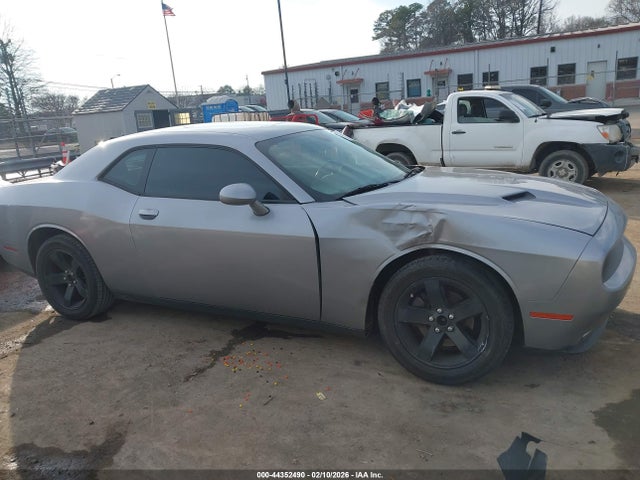Продаж на аукціоні авто 2017 Dodge Challenger Sxt, vin: 2C3CDZAG6HH550770, номер лоту: 44352490