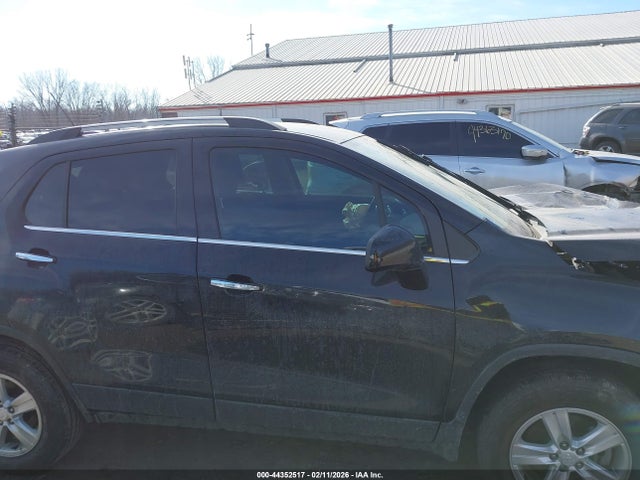 2020 Chevrolet Trax Awd Lt მანქანა იყიდება აუქციონზე, vin: 3GNCJPSB8LL309750, აუქციონის ნომერი: 44352517