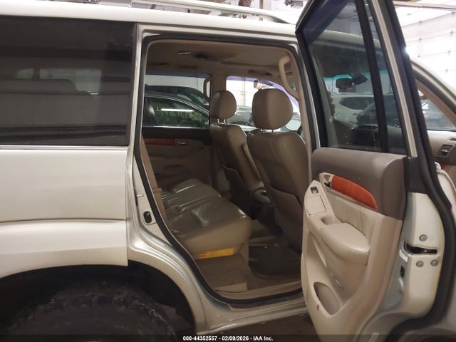 2004 LEXUS GX 470 JTJBT20X740039275 Photo 7