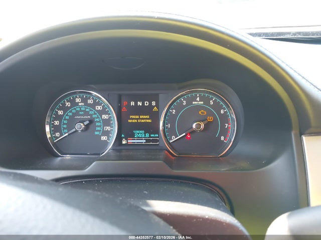 2015 JAGUAR XF SAJWJ0FF8F8U64622 Photo 6