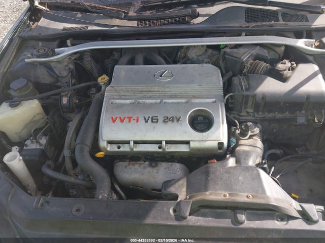 2003 Lexus Es 300 მანქანა იყიდება აუქციონზე, vin: JTHBF30G636017889, აუქციონის ნომერი: 44352592