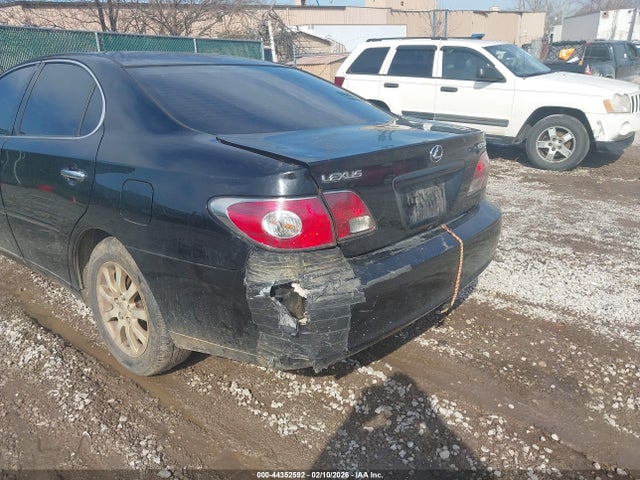 2003 Lexus Es 300 მანქანა იყიდება აუქციონზე, vin: JTHBF30G636017889, აუქციონის ნომერი: 44352592
