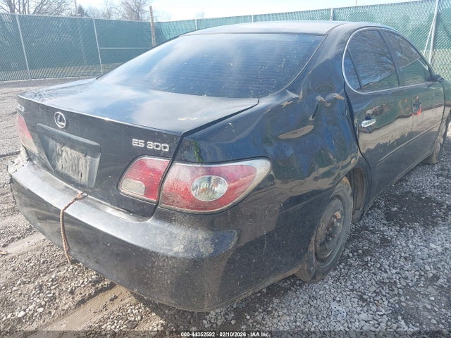 2003 Lexus Es 300 მანქანა იყიდება აუქციონზე, vin: JTHBF30G636017889, აუქციონის ნომერი: 44352592
