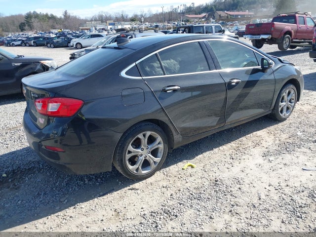 1G1BF5SMXJ7175328 Chevrolet Cruze Premier Auto