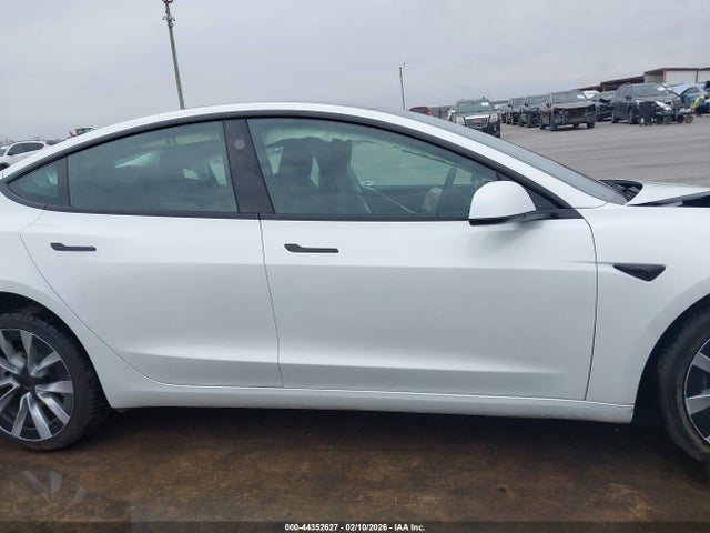 Продаж на аукціоні авто 2024 Tesla Model 3 Long Range Dual Motor All-wheel Drive, vin: 5YJ3E1EB8RF736018, номер лоту: 44352627