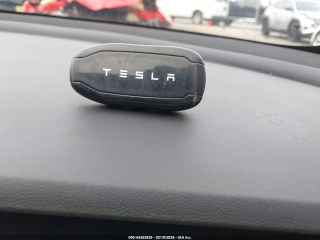 2022 TESLA MODEL 3 5YJ3E1EA7NF109392 Photo 10