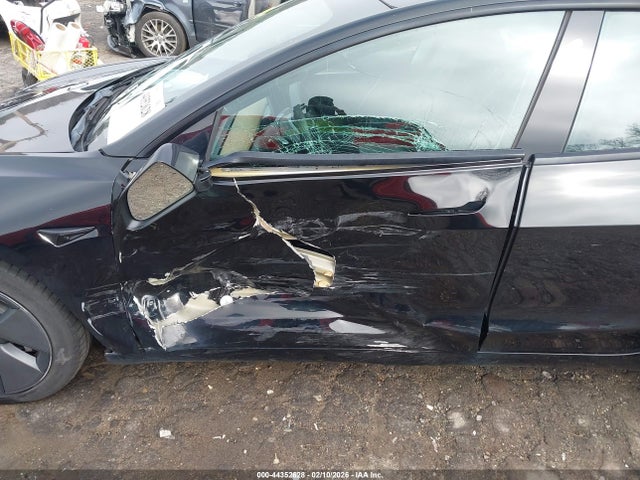 Продаж на аукціоні авто 2022 Tesla Model 3 Rear-wheel Drive, vin: 5YJ3E1EA7NF109392, номер лоту: 44352628