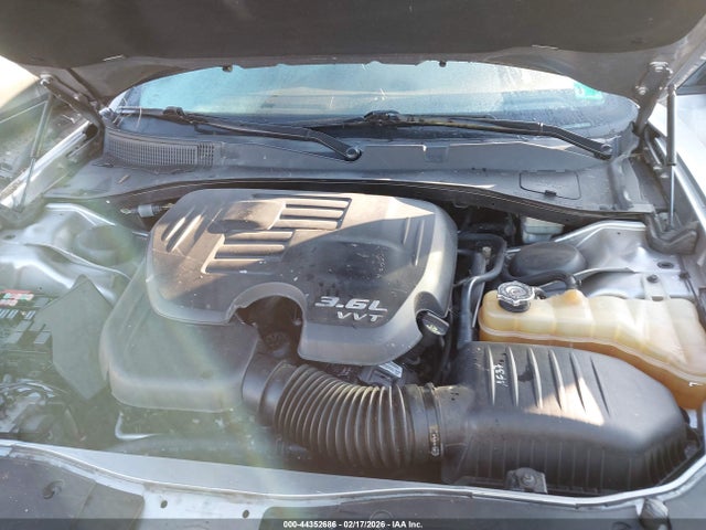 Продажа на аукционе авто 2015 Dodge Charger Sxt, vin: 2C3CDXJG1FH813782, номер лота: 44352686