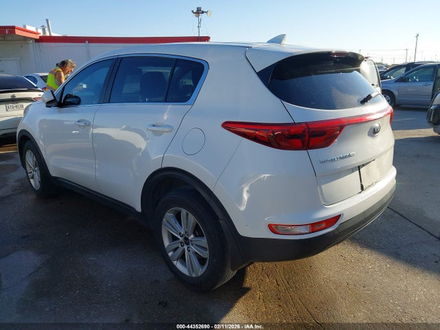 KNDPM3AC7H7083975 KIA Sportage Lx