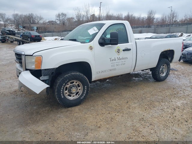 2010 GMC SIERRA 2500HD 1GT3CZBG4AF101804 Photo 1