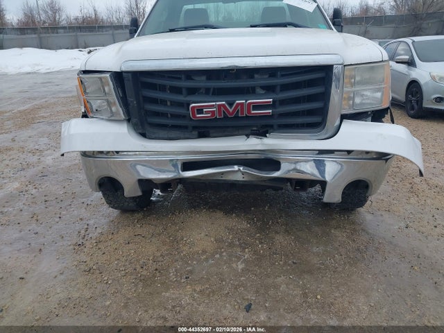 2010 GMC SIERRA 2500HD 1GT3CZBG4AF101804 Photo 5