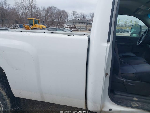 2010 GMC SIERRA 2500HD 1GT3CZBG4AF101804 Photo 7