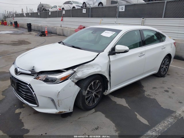 4T1BK1EB9JU268764 Toyota AVALON XLE