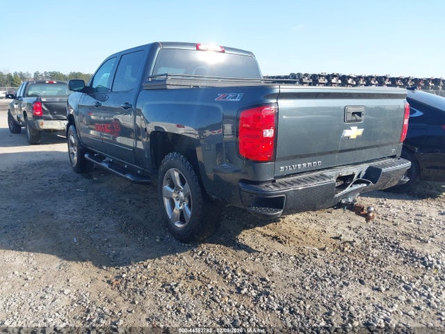 2017 CHEVROLET SILVERADO 1500 3GCUKREC7HG465708 Photo 2