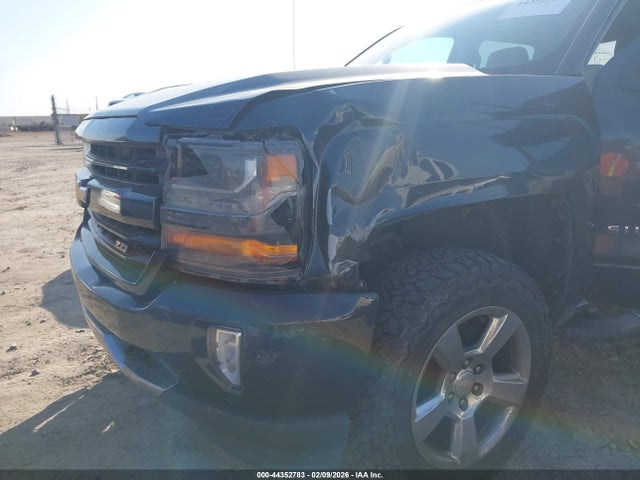 2017 CHEVROLET SILVERADO 1500 3GCUKREC7HG465708 Photo 5