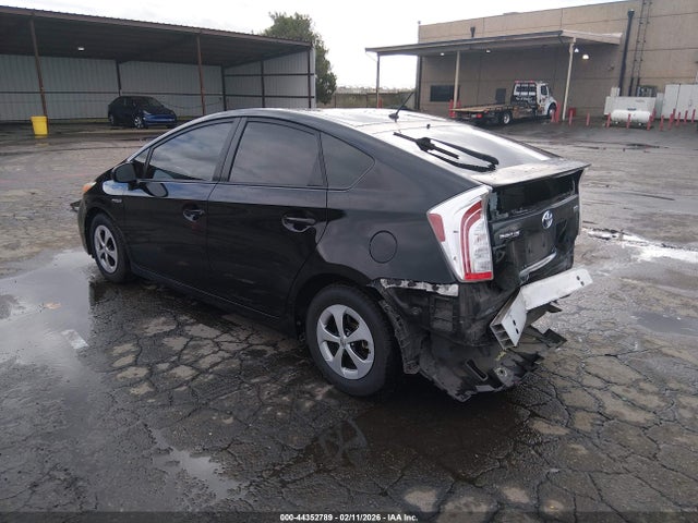 JTDKN3DU2F0414284 Toyota Prius Two