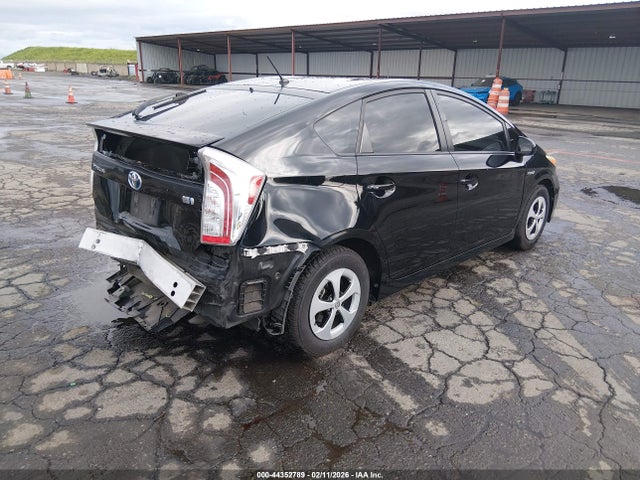 JTDKN3DU2F0414284 Toyota Prius Two