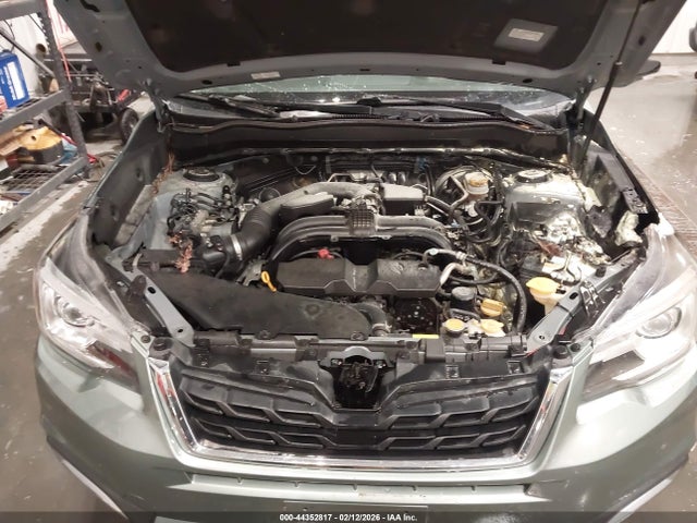 Subaru Forester 2.5i Limited 2017 JF2SJARC1HH549388 Image 10