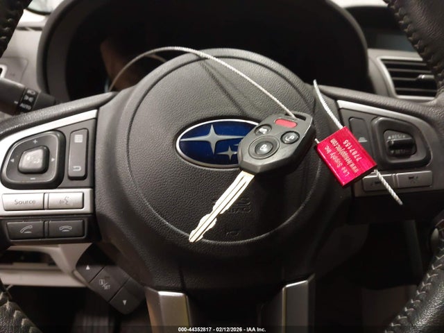 Subaru Forester 2.5i Limited 2017 JF2SJARC1HH549388 Image 11
