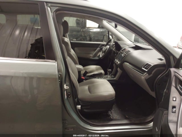 Subaru Forester 2.5i Limited 2017 JF2SJARC1HH549388 Image 5
