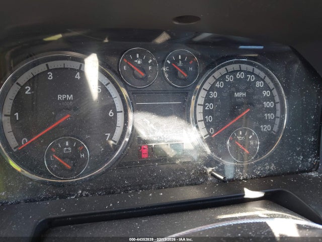 44352839 :رقم المزاد ، 1D7RV1CT4BS686903 vin ، 2011 Ram Ram 1500 Sport مزاد بيع