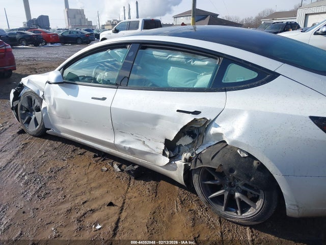 Продаж на аукціоні авто 2023 Tesla Model 3 Rear-wheel Drive, vin: 5YJ3E1EA7PF406679, номер лоту: 44352848