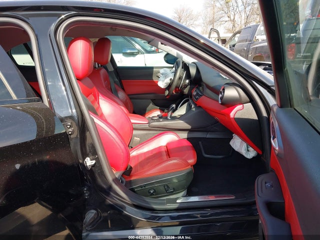2019 ALFA ROMEO GIULIA ZARFAMBN0K7601299 Photo 4