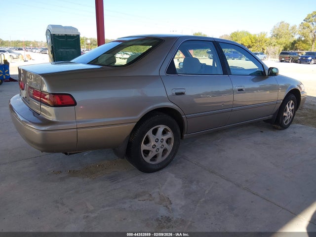 1999 TOYOTA CAMRY JT2BF22K8X0175682 Photo 3