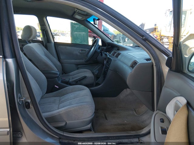 1999 TOYOTA CAMRY JT2BF22K8X0175682 Photo 4