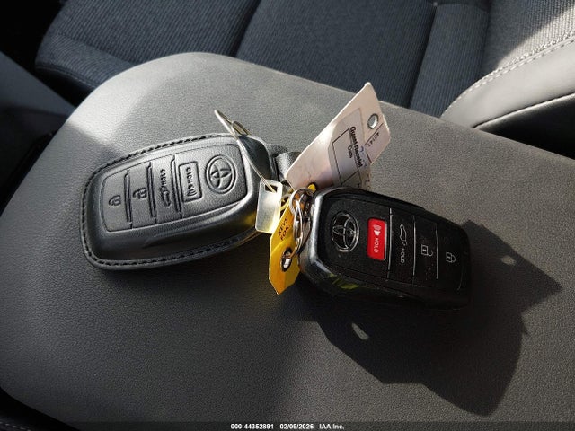 JTMBDAFB1TA003130 Toyota Bz Xle