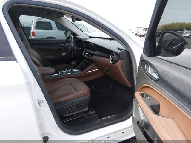 2020 ALFA ROMEO STELVIO ZASPAJAN7L7C92907 Photo 4