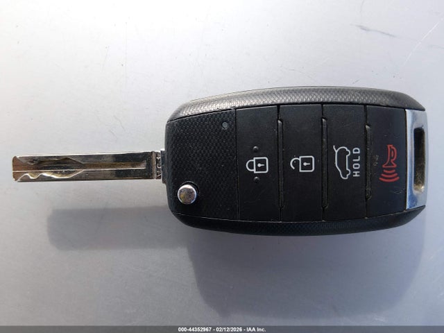 KNDJP3A53H7421693 KIA SOUL +