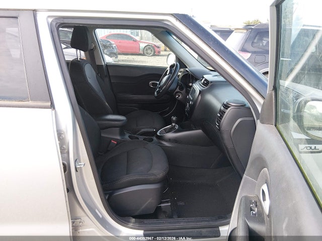 KNDJP3A53H7421693 KIA SOUL +