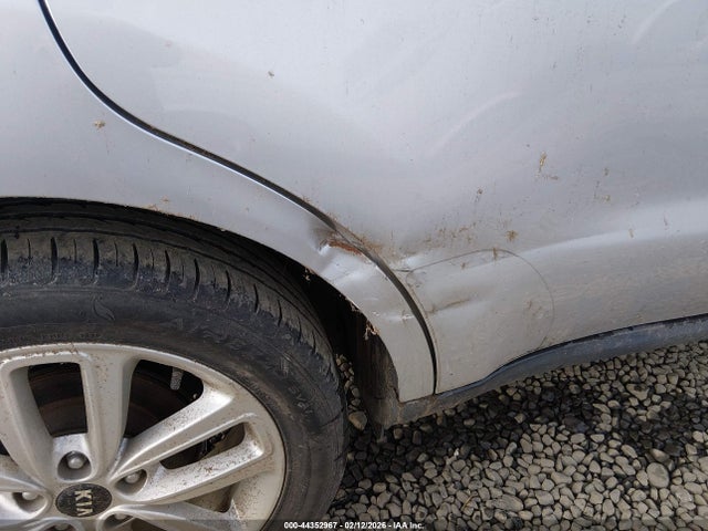 KNDJP3A53H7421693 KIA SOUL +