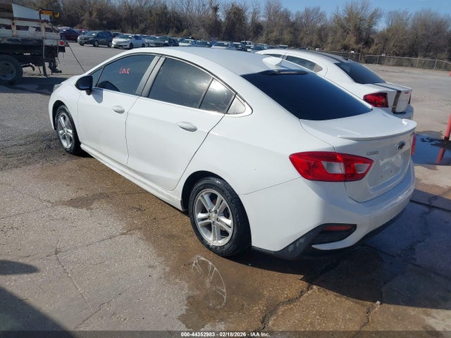 1G1BE5SMXH7152905 Chevrolet Cruze Lt Auto