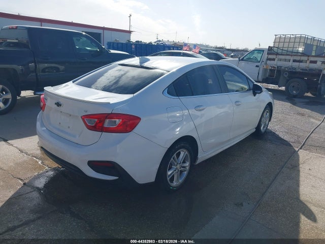 1G1BE5SMXH7152905 Chevrolet Cruze Lt Auto