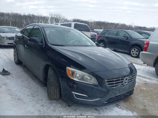 2016 VOLVO S60 YV1612TK4G2390397