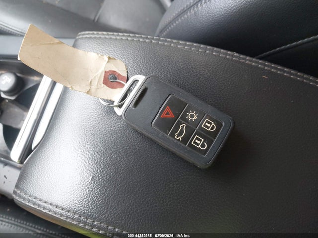 2016 VOLVO S60 YV1612TK4G2390397 Photo 10