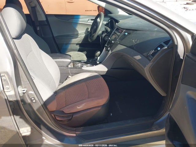 2011 HYUNDAI SONATA 5NPEB4AC9BH170508 Photo 4