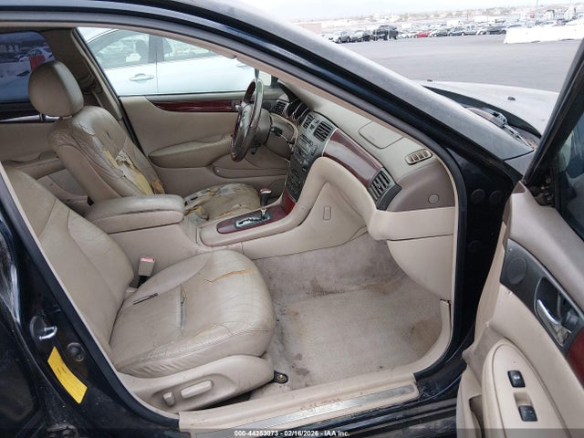 2003 LEXUS ES 300 JTHBF30G636011784 Photo 4