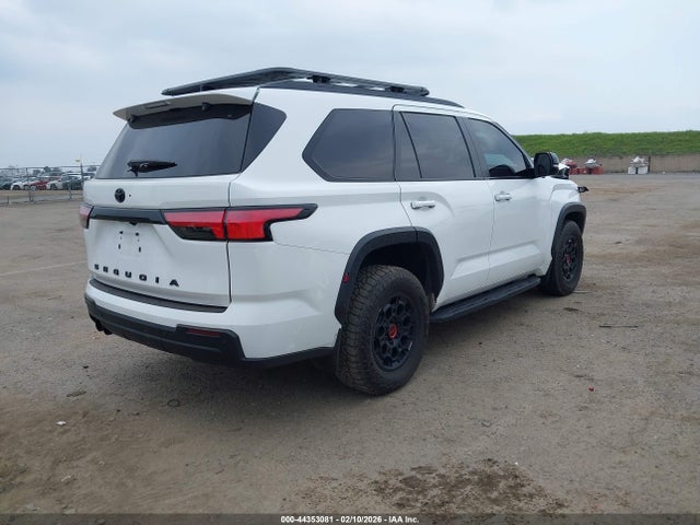 7SVAAABA7RX038557 Toyota Sequoia Trd Pro