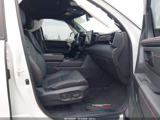 7SVAAABA7RX038557 Toyota Sequoia Trd Pro