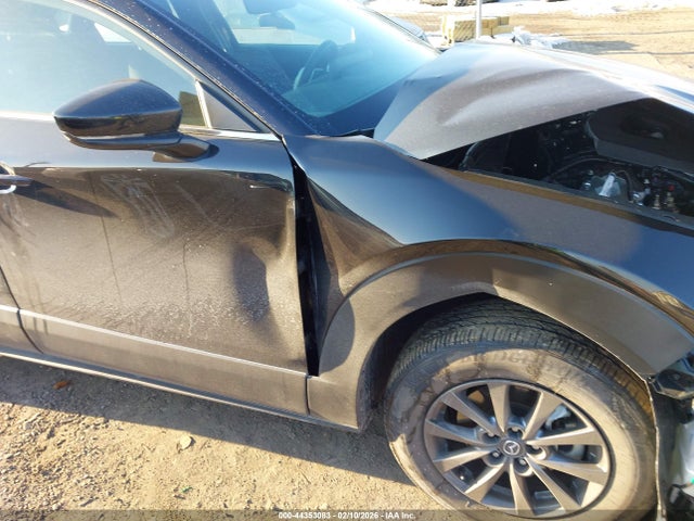 44353083 :رقم المزاد ، 3MVDMBAM6SM787702 vin ، 2025 Mazda Cx-30 2.5 S مزاد بيع