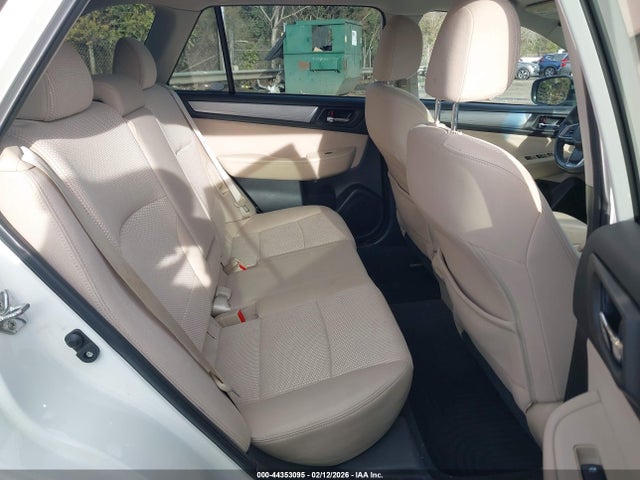 Продаж на аукціоні авто 2018 Subaru Outback 2.5i Premium, vin: 4S4BSAFC7J3243116, номер лоту: 44353095