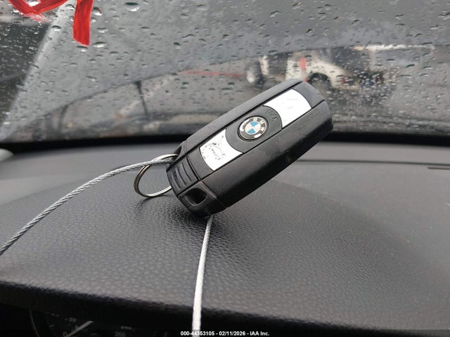 2011 BMW 328I WBAPH7C57BE681963 Photo 10