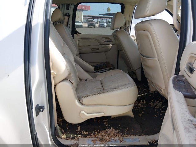 2008 CADILLAC ESCALADE ESV 1GYFK66858R244989 Photo 7