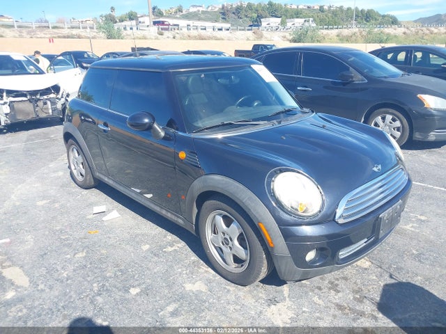 2007 MINI COOPER WMWMF33587TL78114 Photo 0